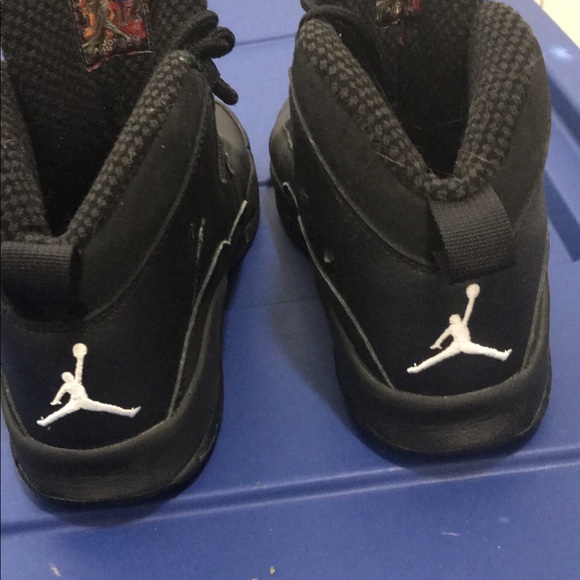 Air Jordan 10 Black Cat - Picture 3 of 4
